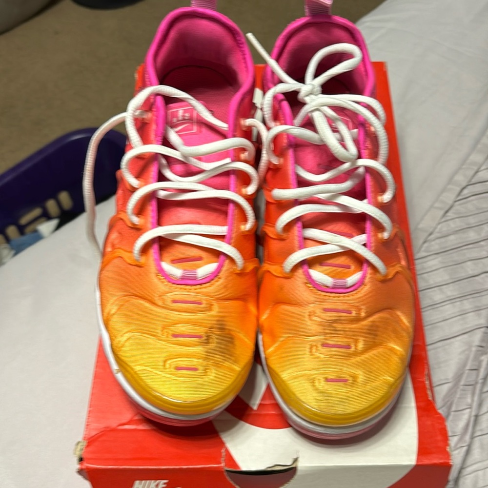 Vapormax plus used